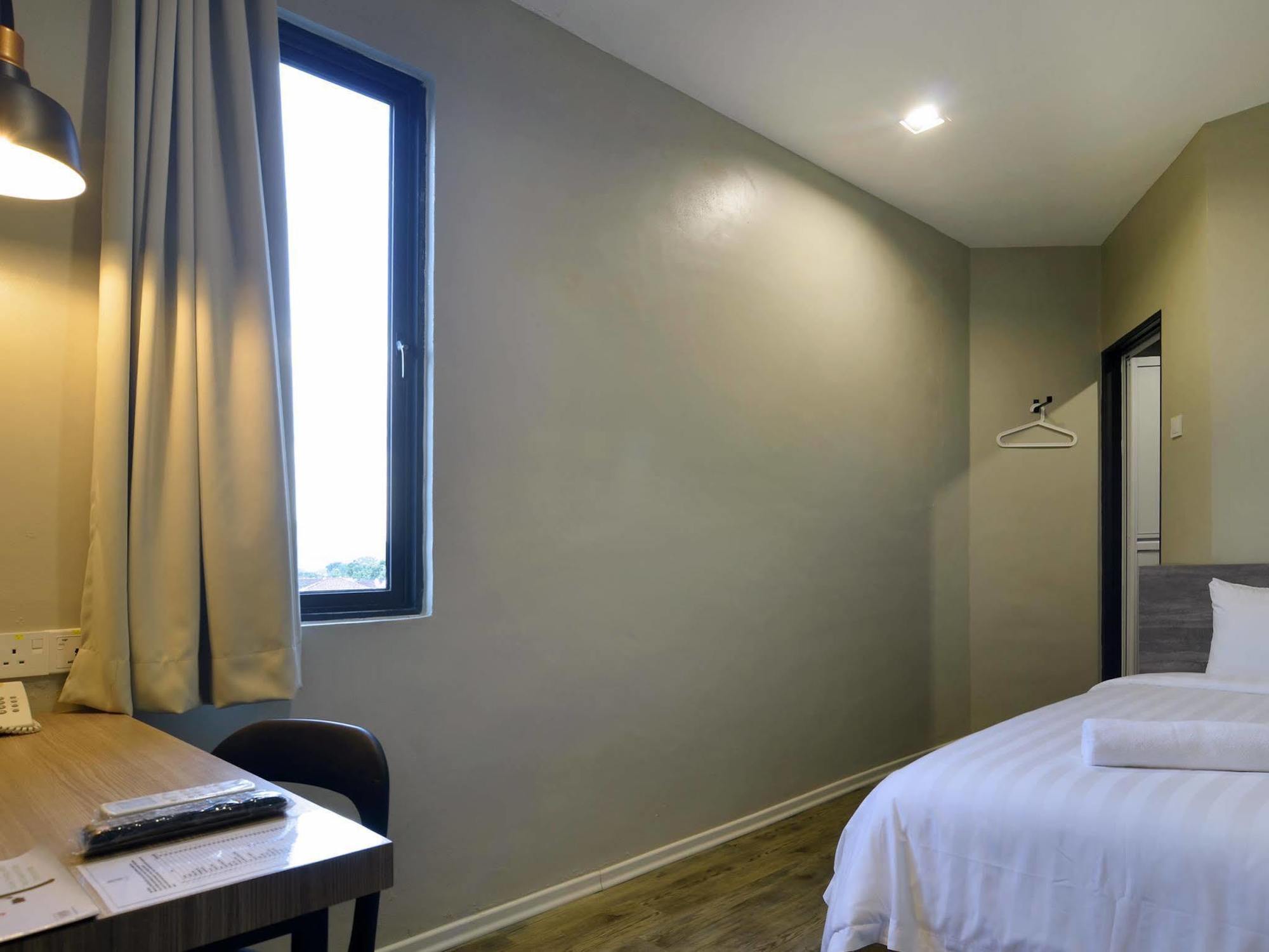 Chariton Hotel Alma Bukit Mertajam Exteriér fotografie